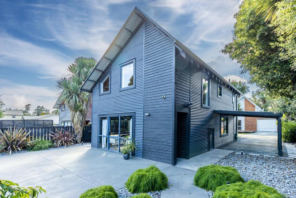 Little Black Chalet Methven photo 4