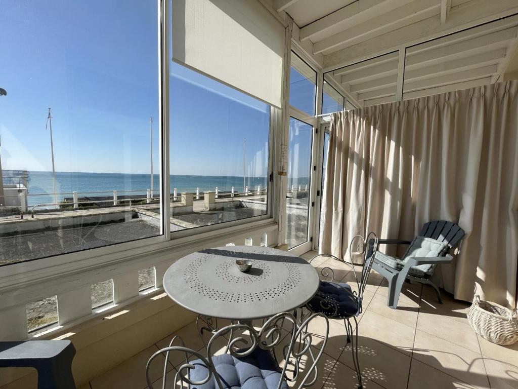 Appartement Jullouville, 2 pièces, 5 personnes - FR-1-361-48 photo 3