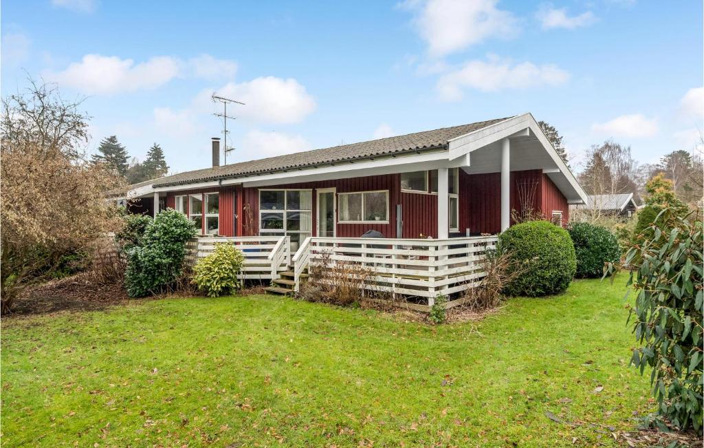 Beautiful Home In Hornbk With Sauna, Wifi And 2 Bedrooms