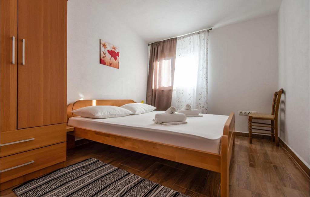 Awesome Apartment In Zdrelac With Wifi And 1 Bedrooms photo 4
