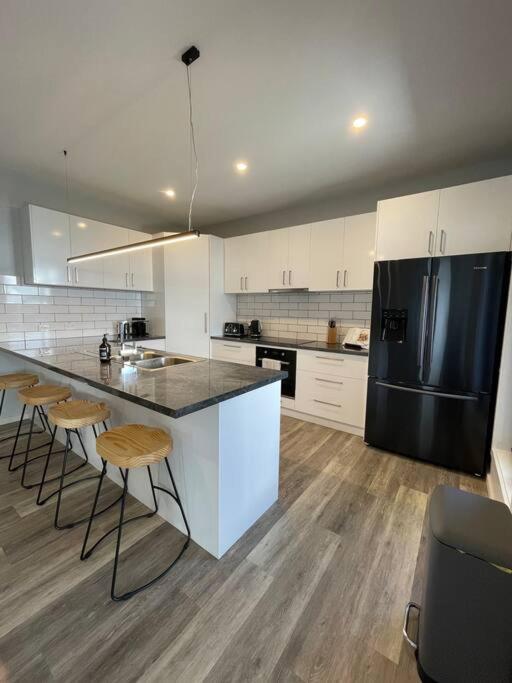 Modern home away from home photo 2
