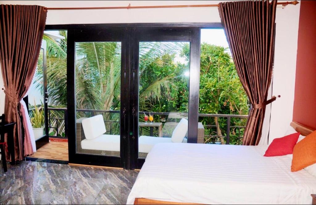 Hoi An Mountain House Villa