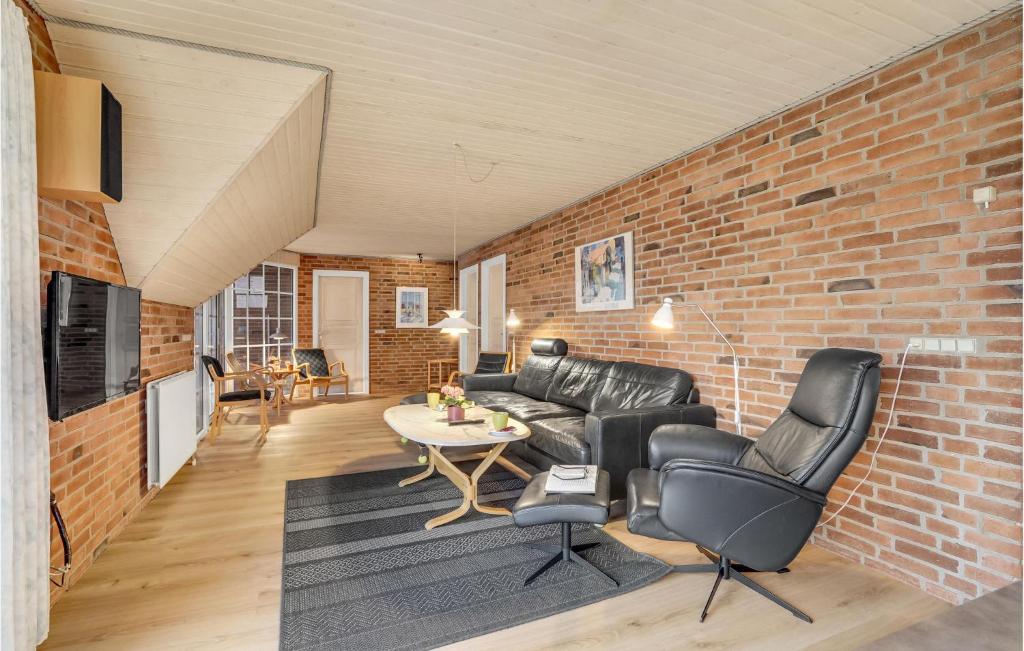 Stunning Home In Ringkbing With Sauna, Wifi And Indoor Swimming Pool photo 2