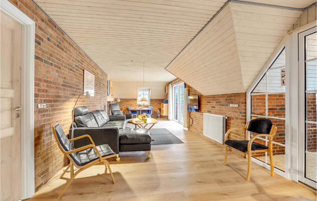Stunning Home In Ringkbing With Sauna, Wifi And Indoor Swimming Pool photo 4