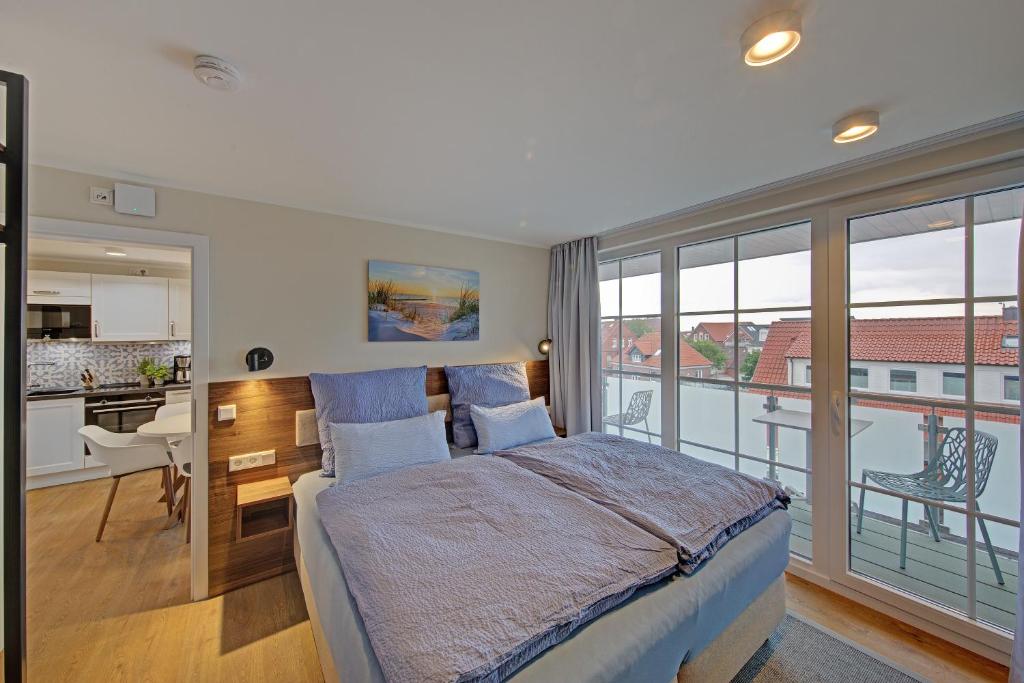 Endlich Theda photo 4