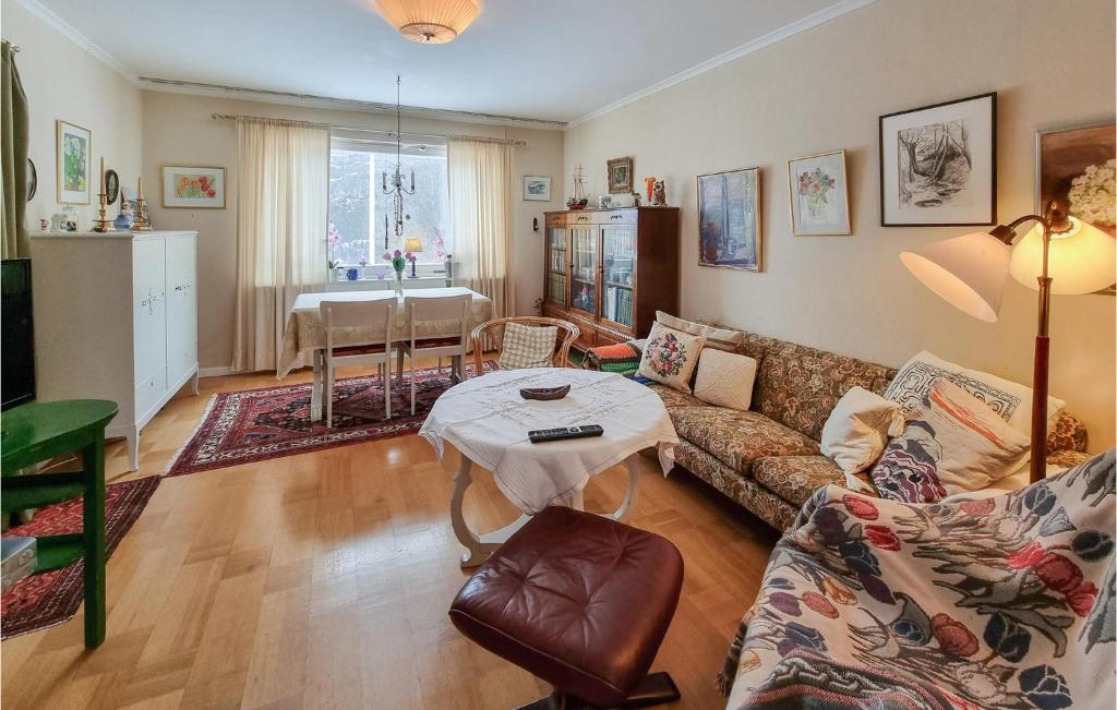 Amazing Home In Kyrkesund With 3 Bedrooms photo 2