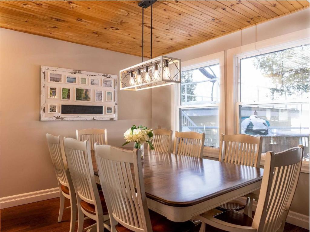 Cozy Escape, Kawarthas Cottage With Sauna photo 3