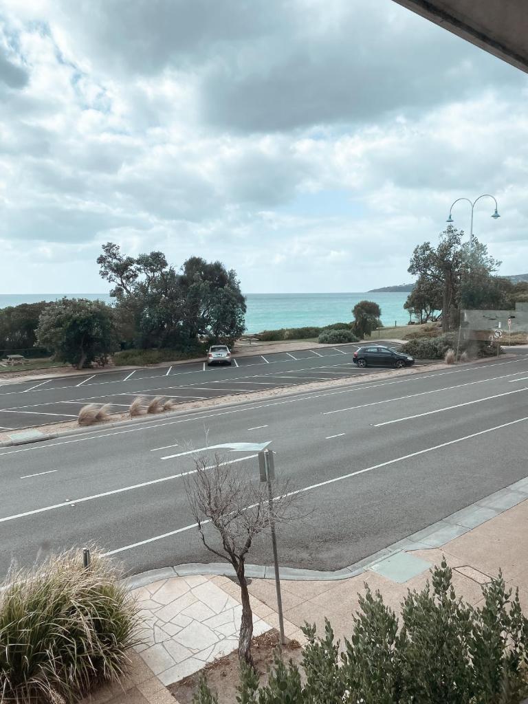 Stella's Dromana Hotel photo 1