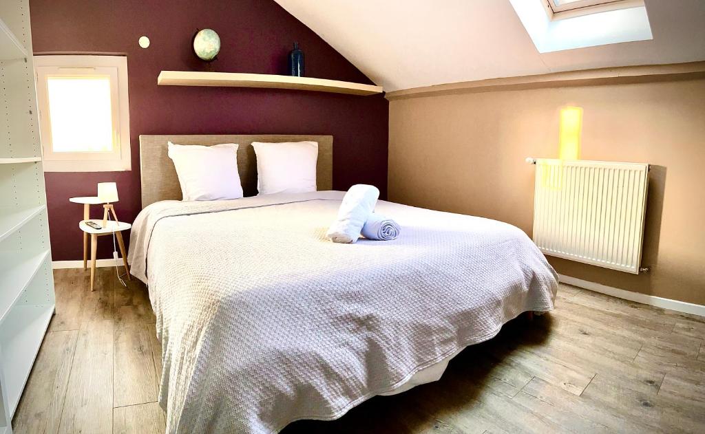 Logement indépendant 1 à 2 chambres, idéal séjour Bourg en bresse photo 2