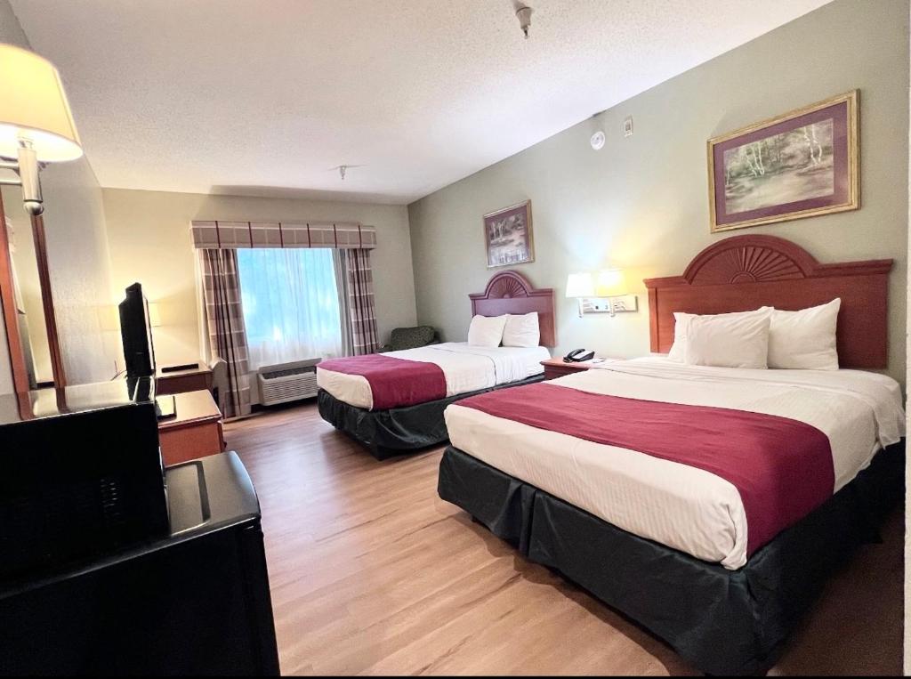 Americas Best Value Inn Wiggins image
