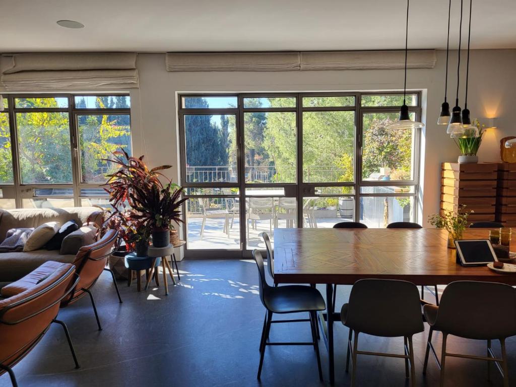 Luxurious 5 BDR Penthouse Katamon photo 4