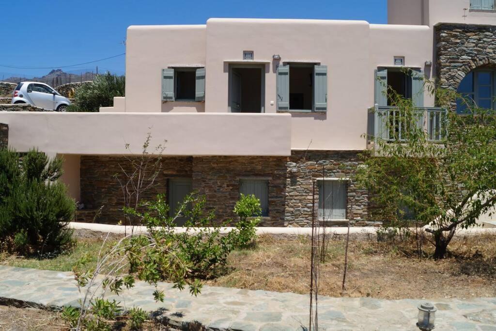 M. Houses 3