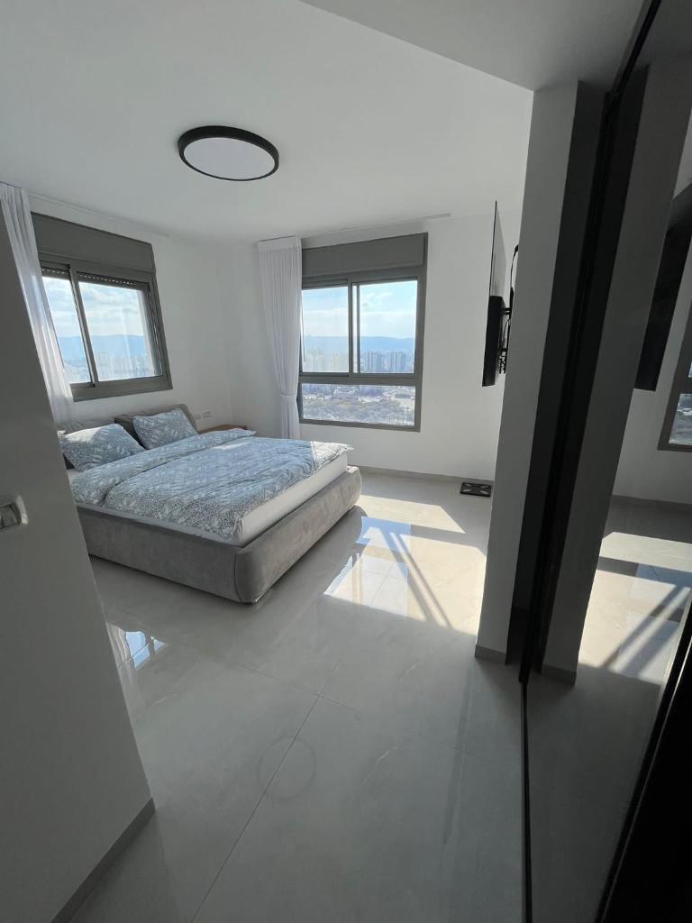 luxury condo photo 4
