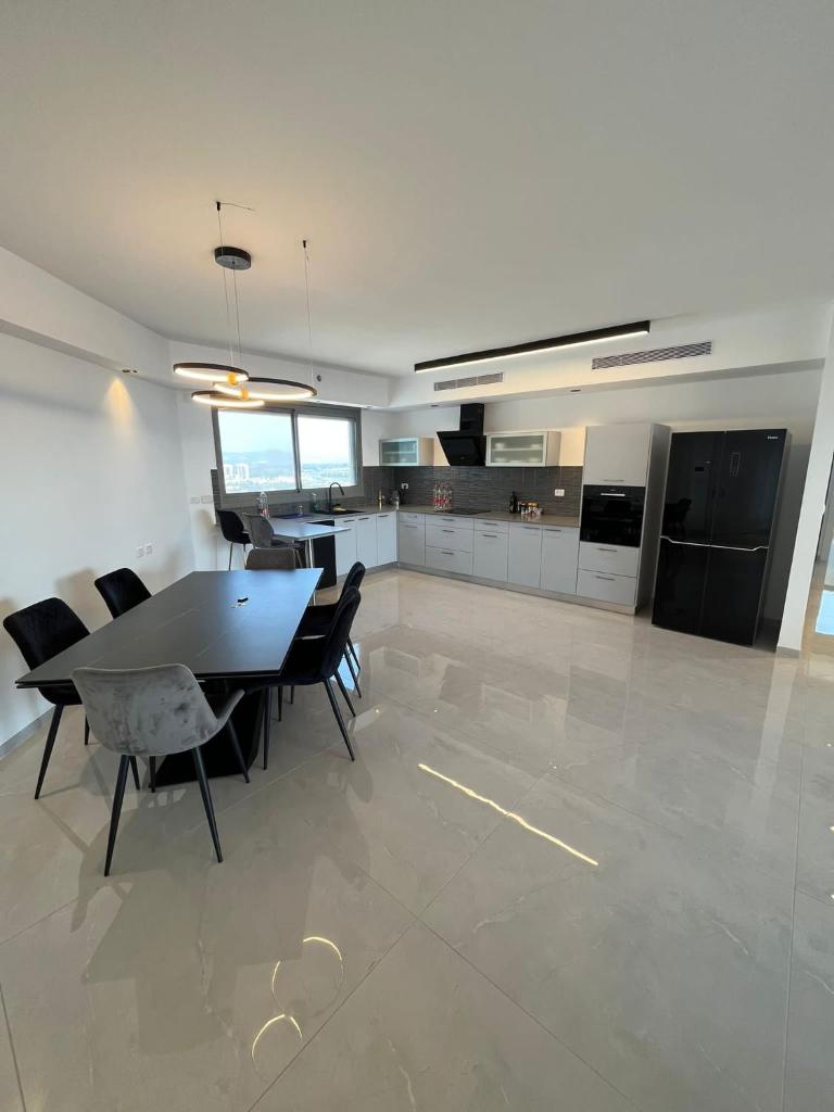 luxury condo photo 2