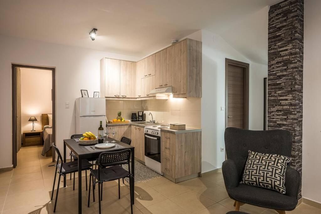 Sofman city center apartment A - Tap to explore photos