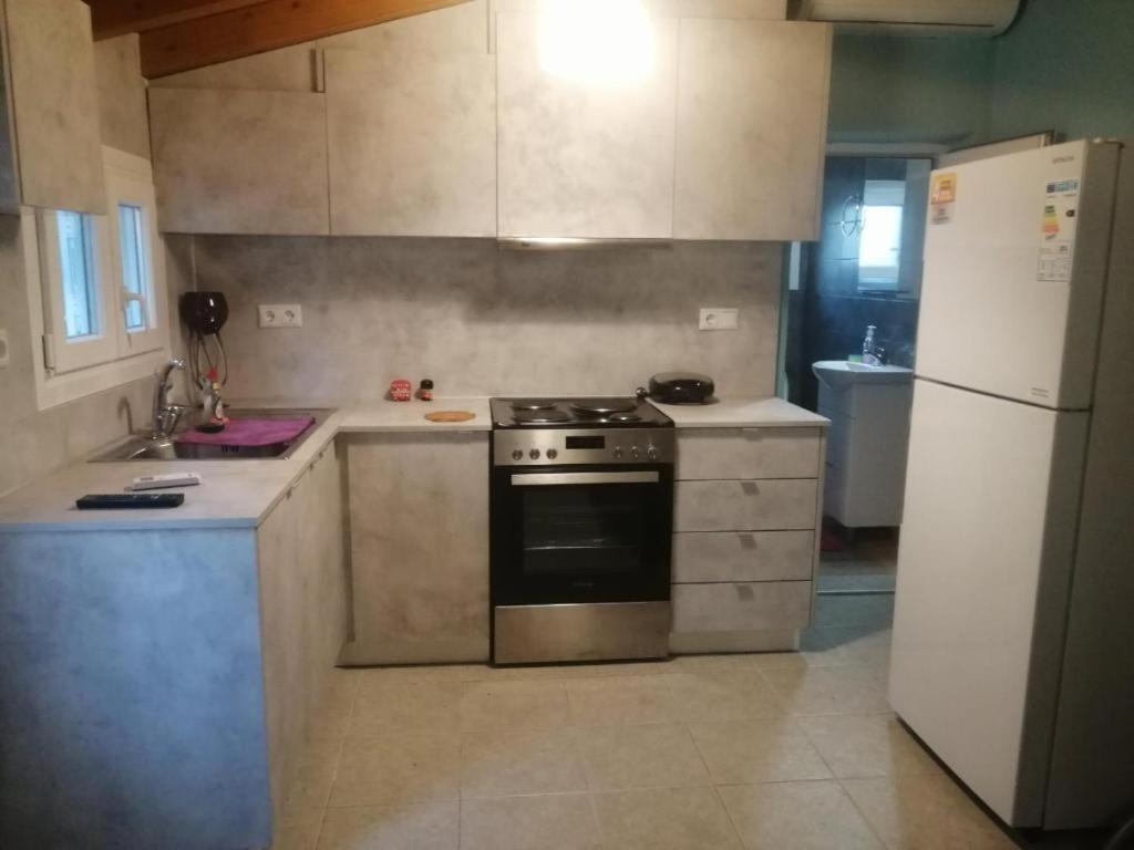 Sofia Apartments photo 4