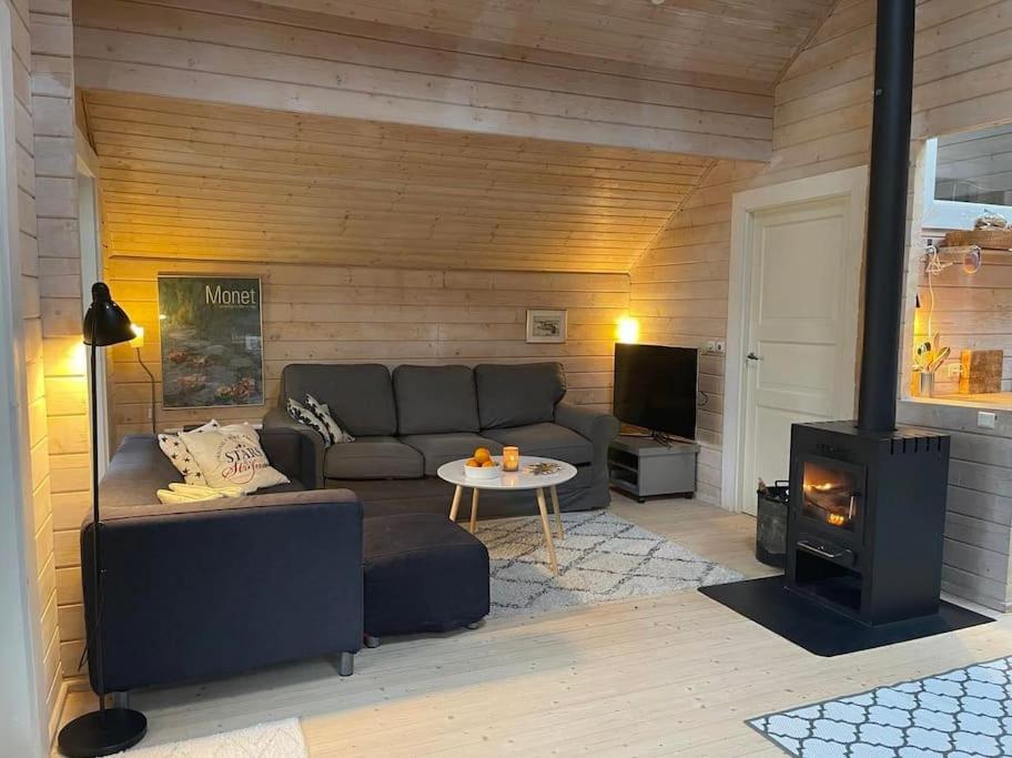 Hyggeligt og lyst feriehus nær stranden i Klint photo 3