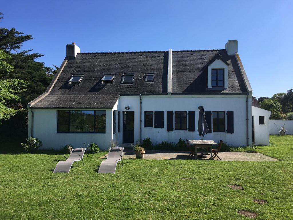 Maisons de vacances 4* à Belle ile en Mer, 5 chambres, 2 salles de bains, avec jardins privatifs photo 1