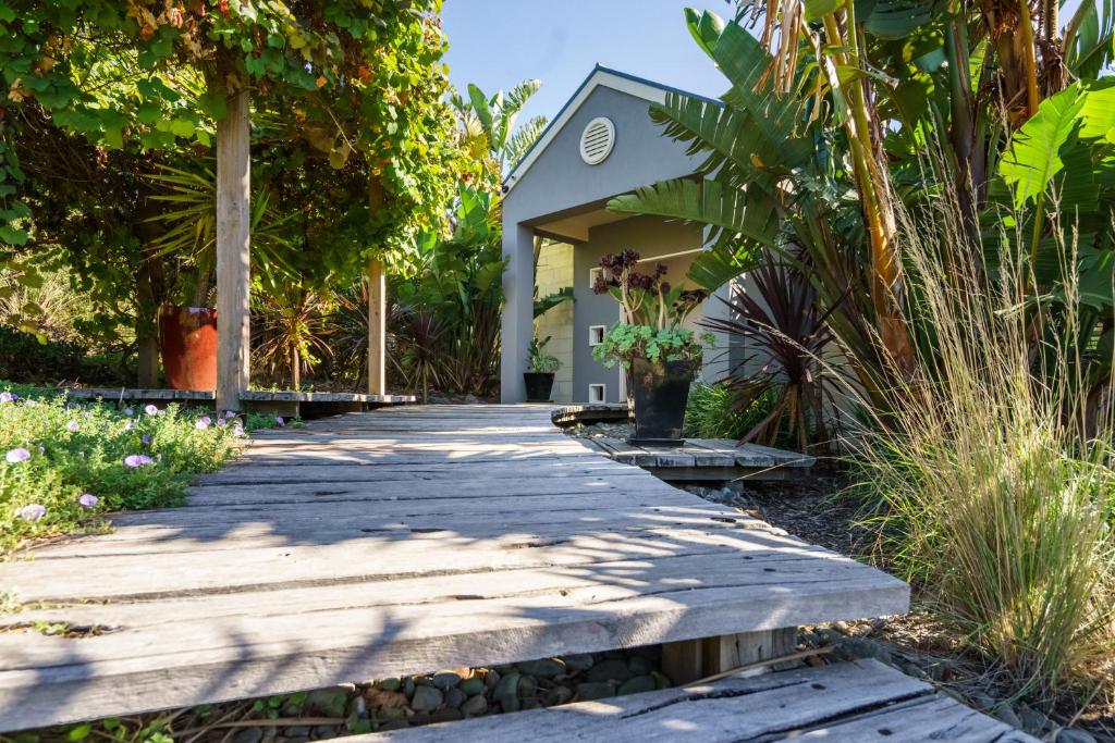 Nelson By The Sea - Spa Retreat photo 4