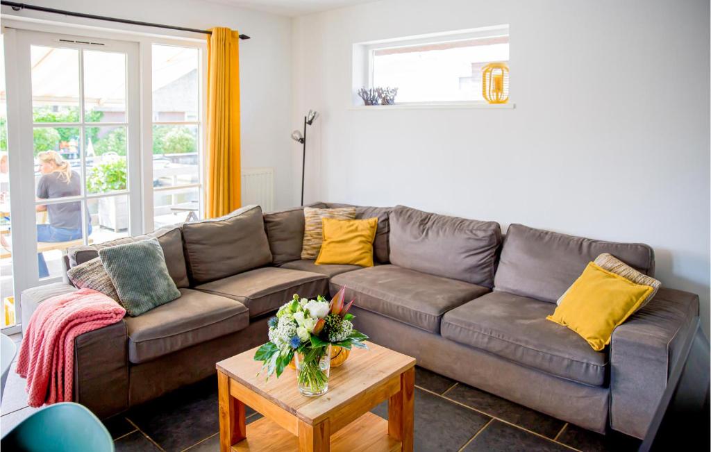 Stunning Home In Breukelen With 3 Bedrooms And Wifi photo 3