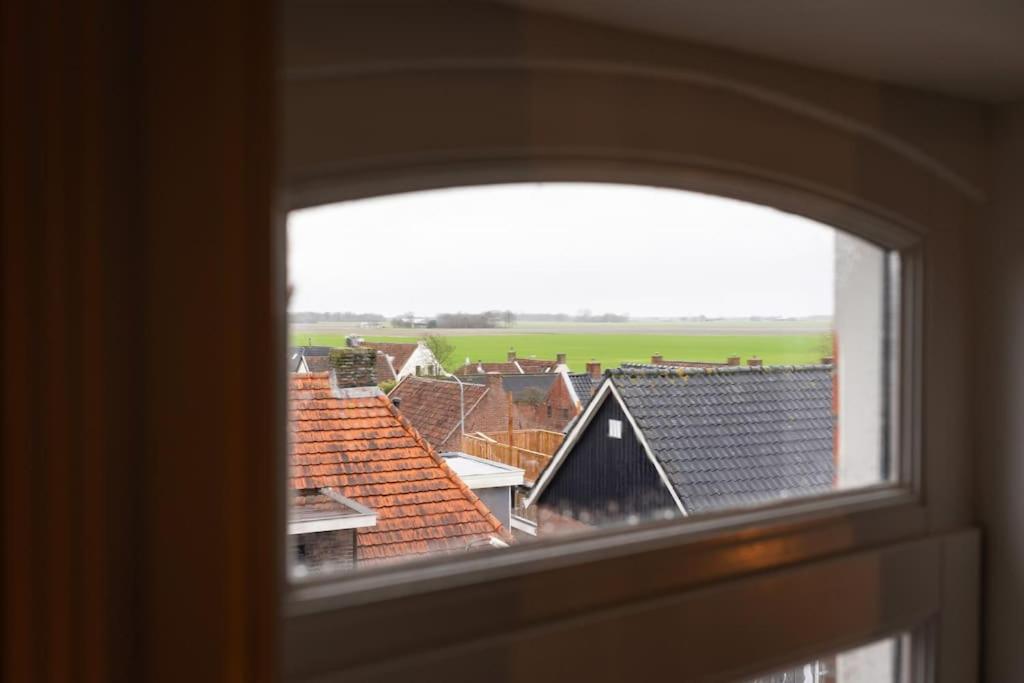 Sfeervol verblijf in oude gemeentehuis Eenrum. photo 4