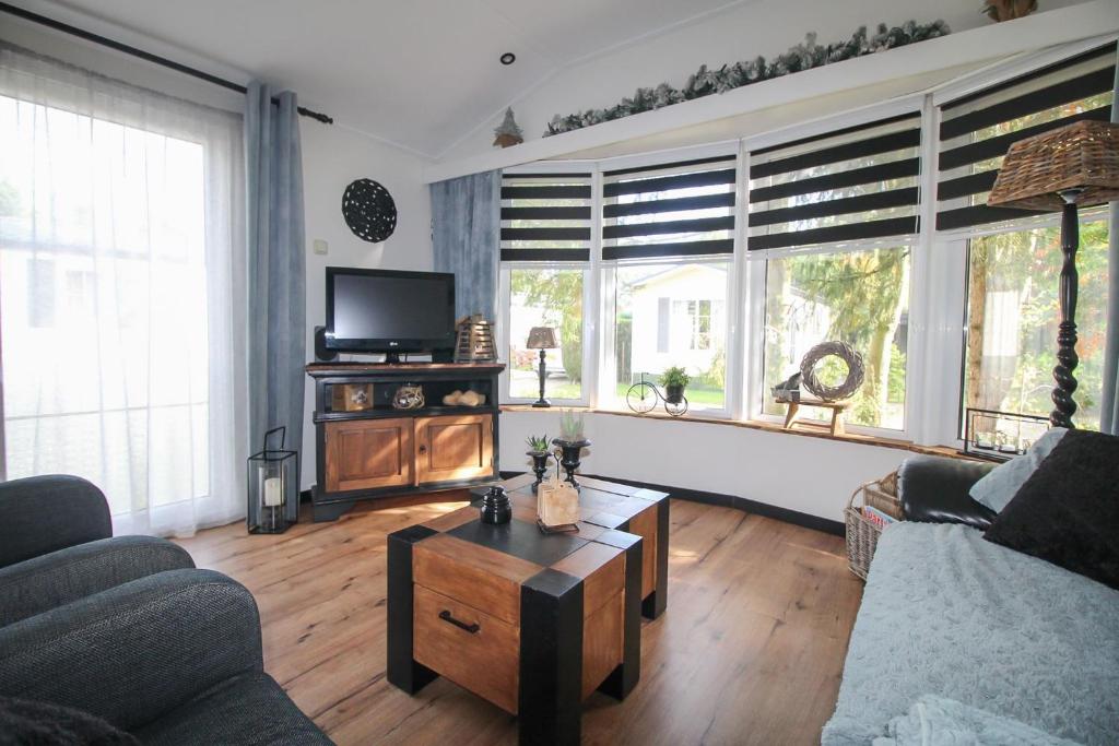Sfeervol chalet op de Veluwe photo 3