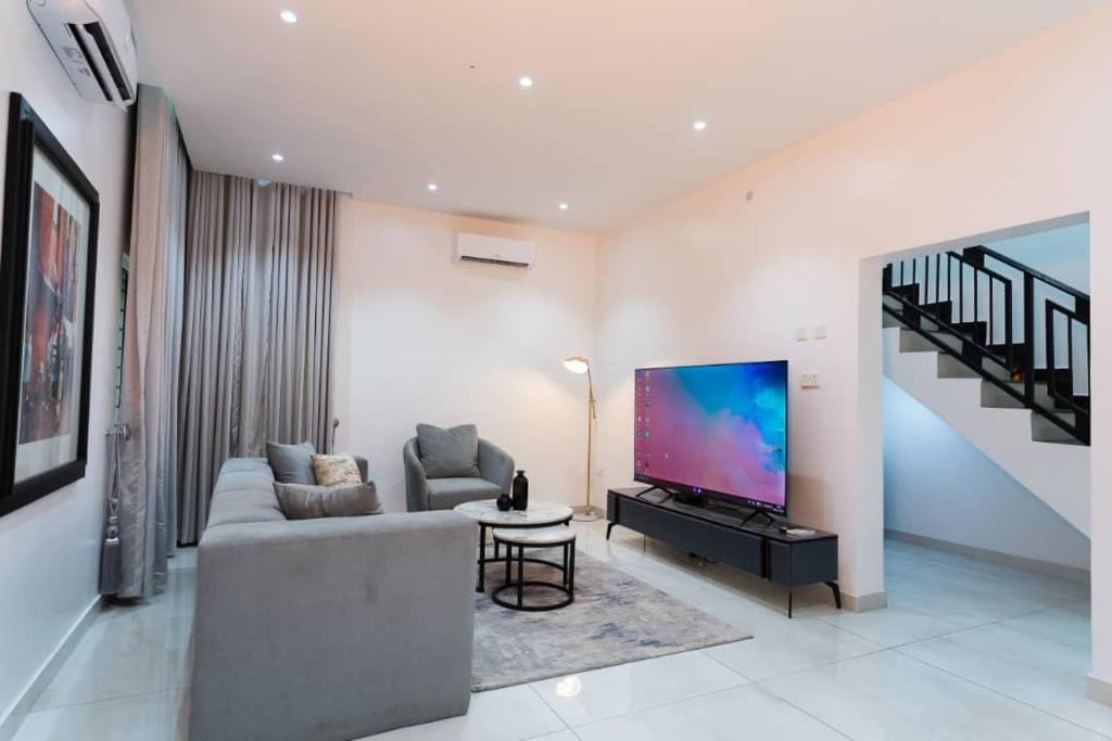 Palm Spring Luxury Apartment photo 3