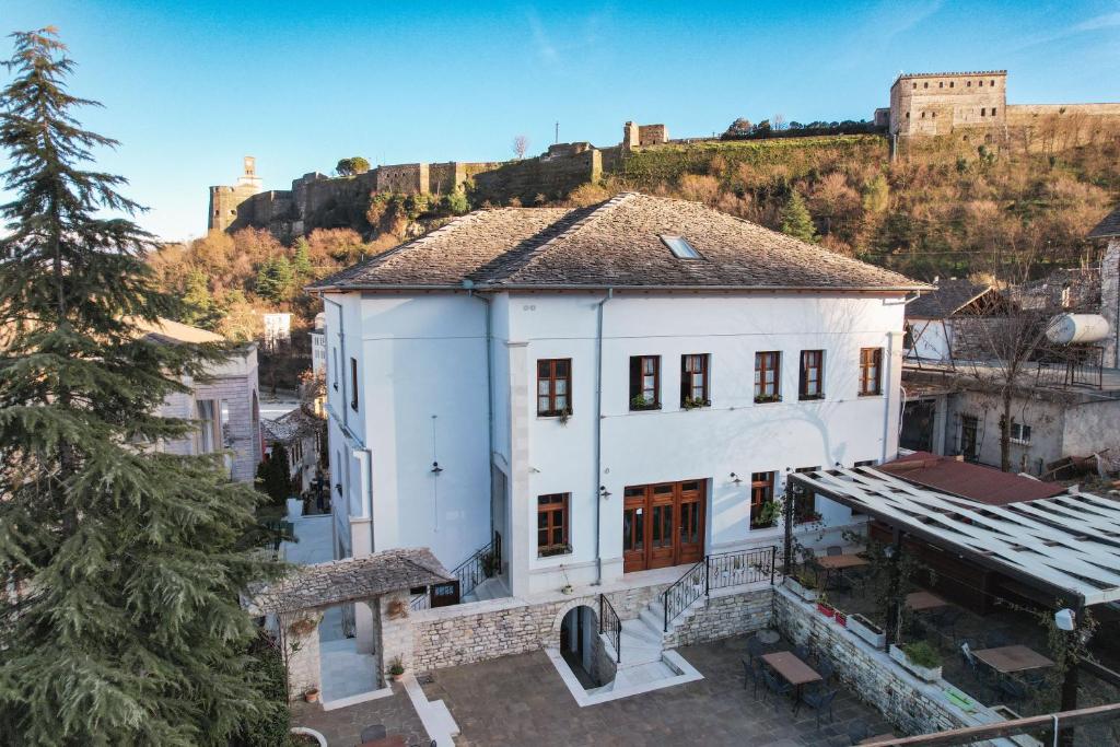 Hotel Bineri photo 1