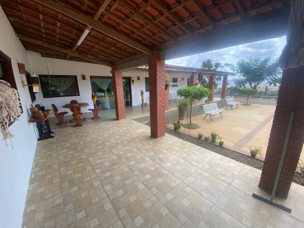 Casarão no sítio dentro da cidade. photo 1