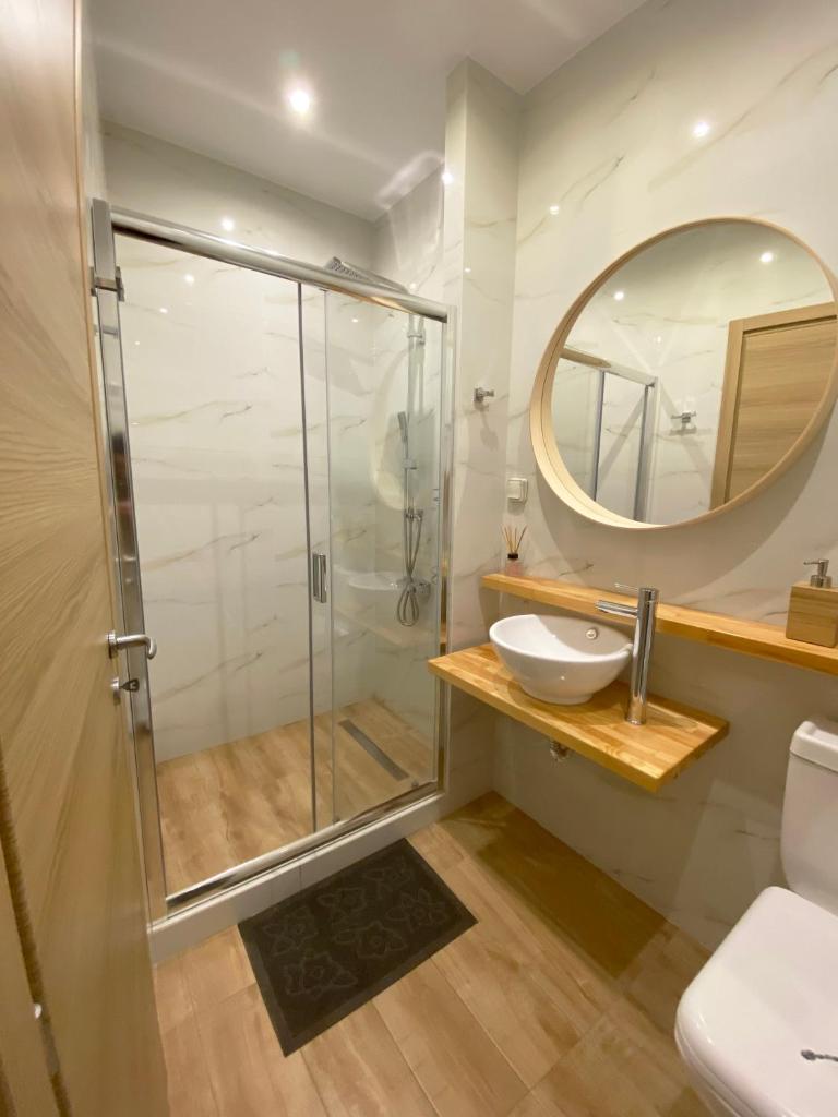 Flight Apartments Airport by Airstay photo 4