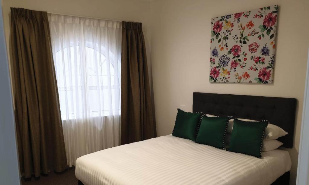 The Hotel Shamrock photo 3
