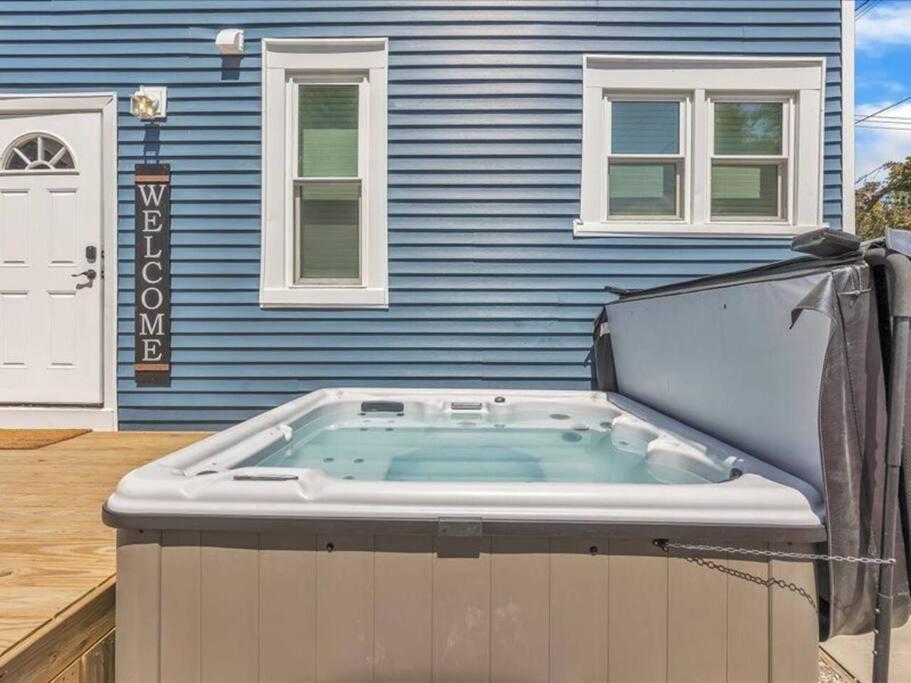 Pets, Big Groups Welcome: HotTub, Firepit, Grill image