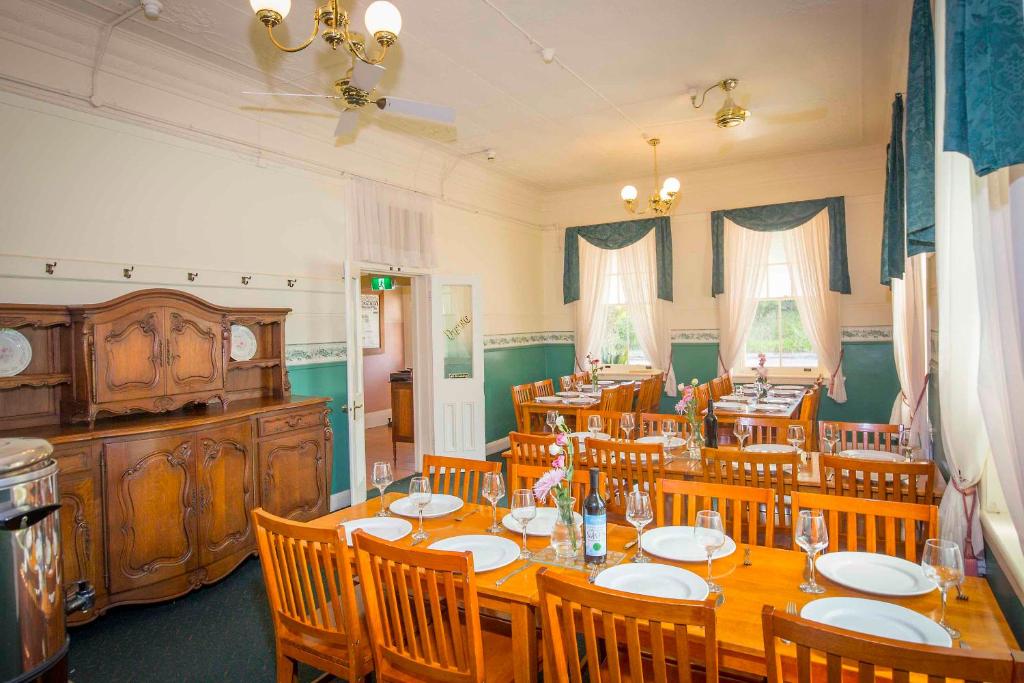 Abernethy House & Cottage photo 1