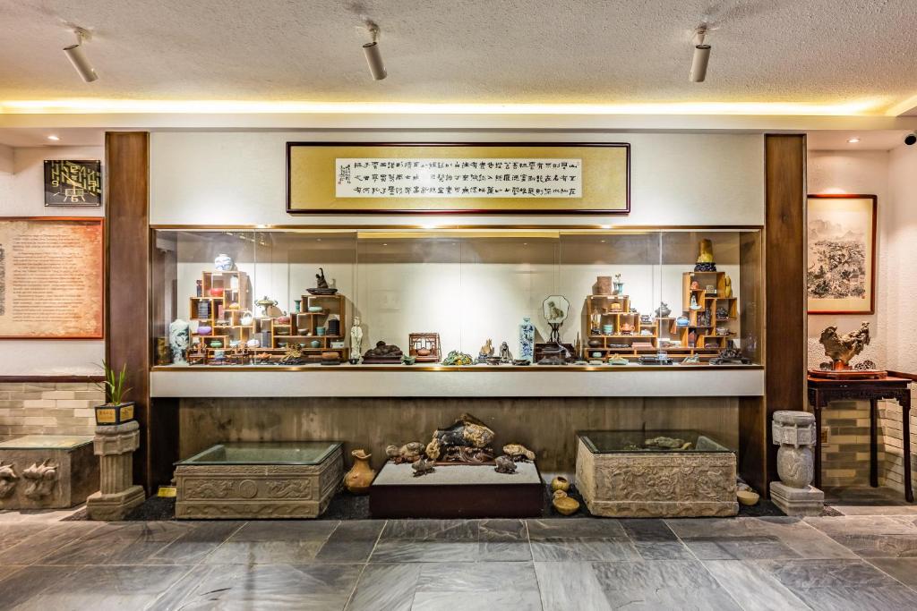 Aroma Tea House Former Jing Guan Ming Lou Museum Hotel photo 4