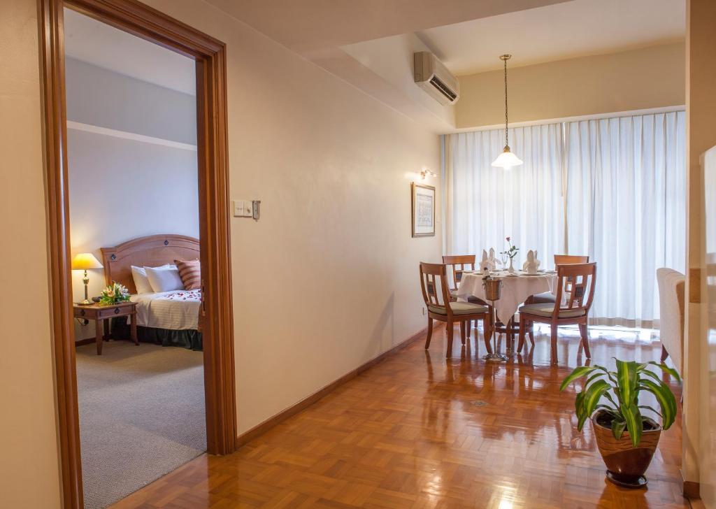 Himawari Hotel Apartments - Tap to explore photos