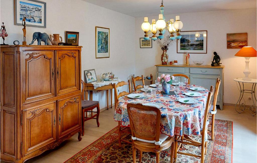 Stunning Home In Hennebont With Wifi And 4 Bedrooms photo 4