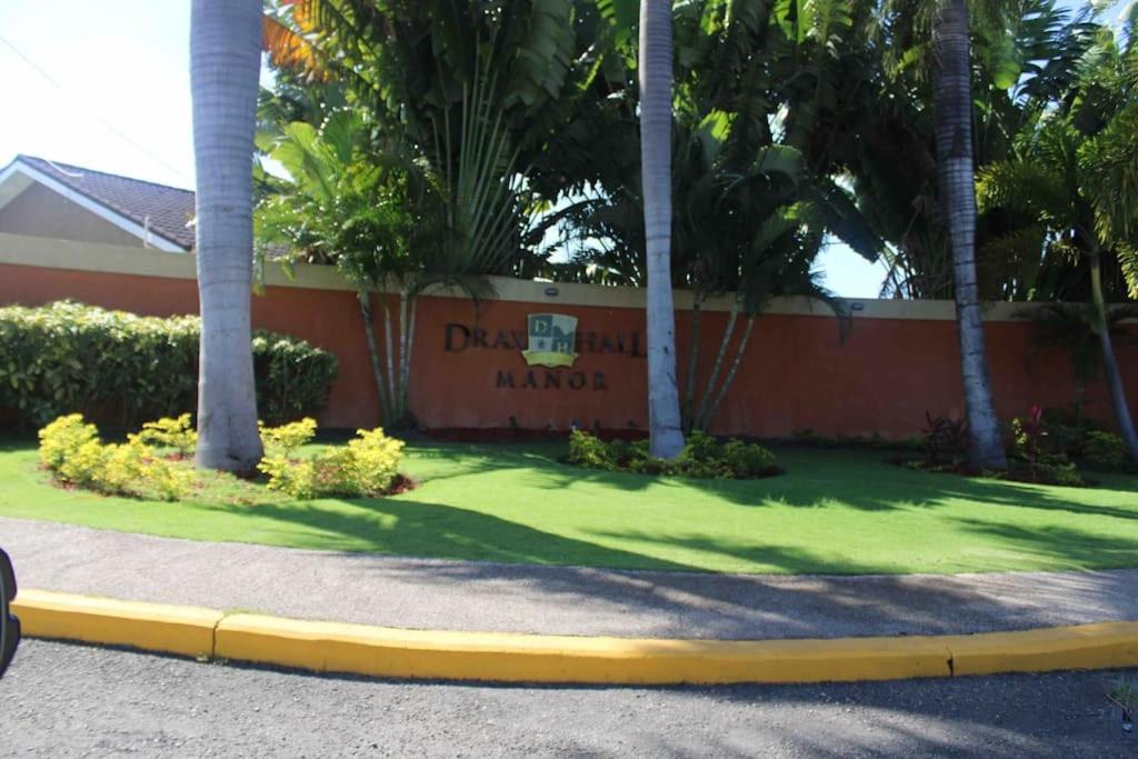 Hidden Escape,pool,gated,gym,air-conditioned, photo 1