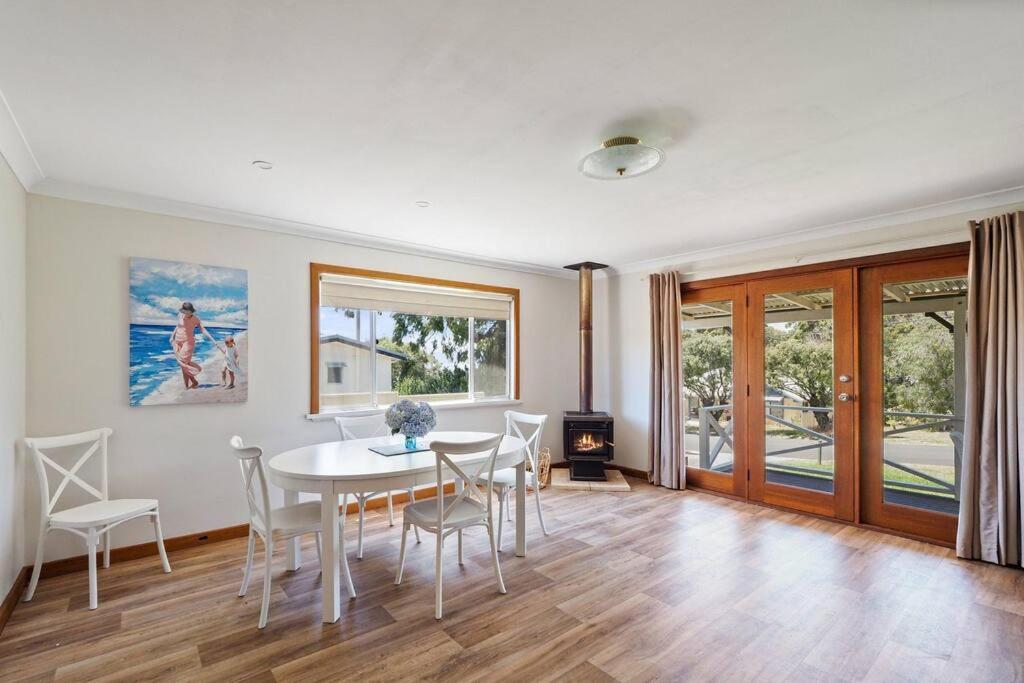 Hop Skip Cottage photo 2