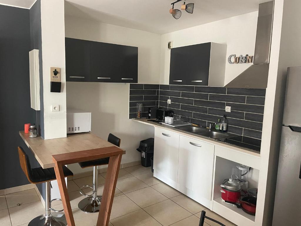 Appartement t3 rdc photo 2