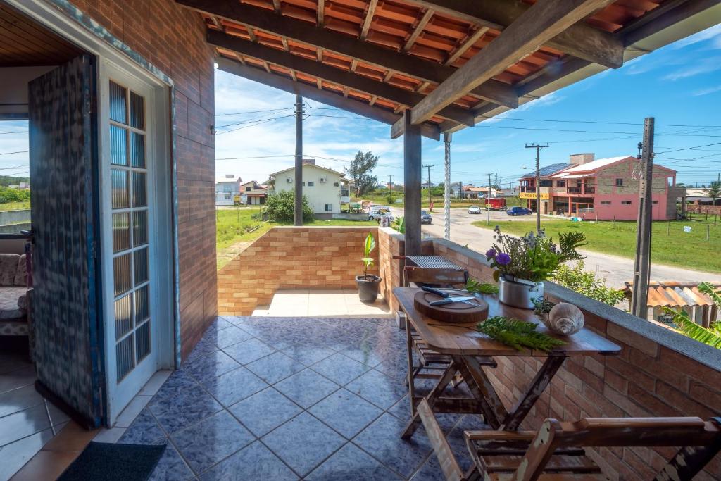 Espaço Inteiro e equipado - 50 OFF - WI-FI 800mgs - Praia Itápiruba - Varanda c pôr do sol - photo 2