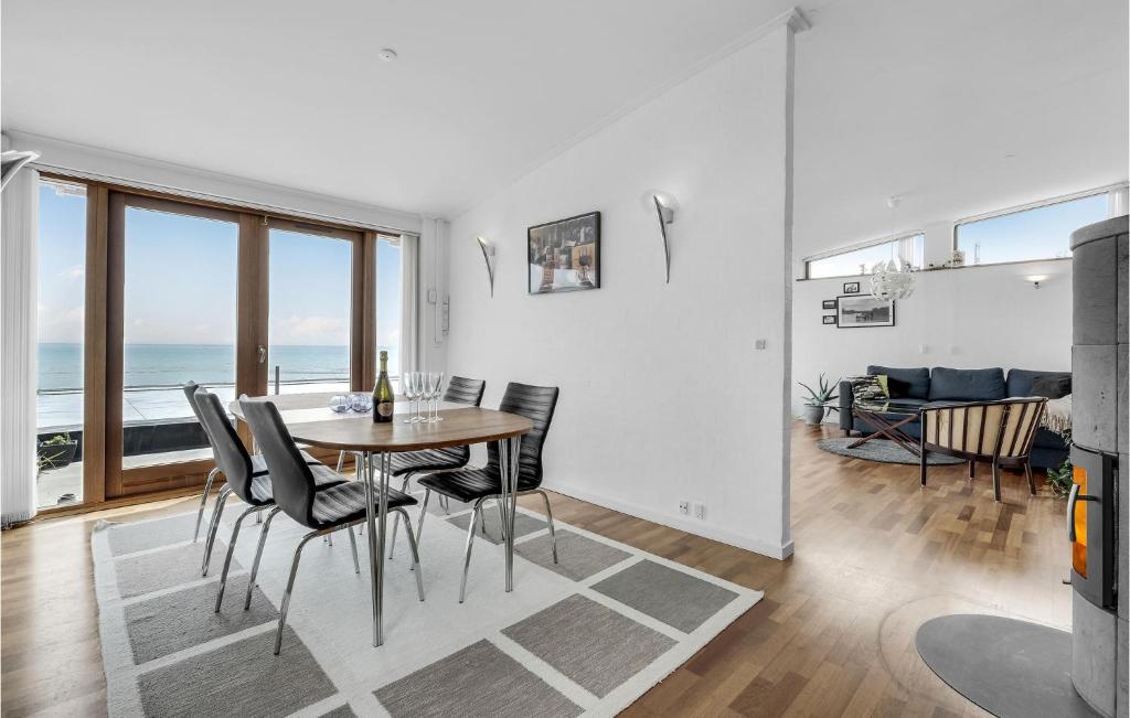 Amazing Home In Eg With 3 Bedrooms And Wifi photo 3