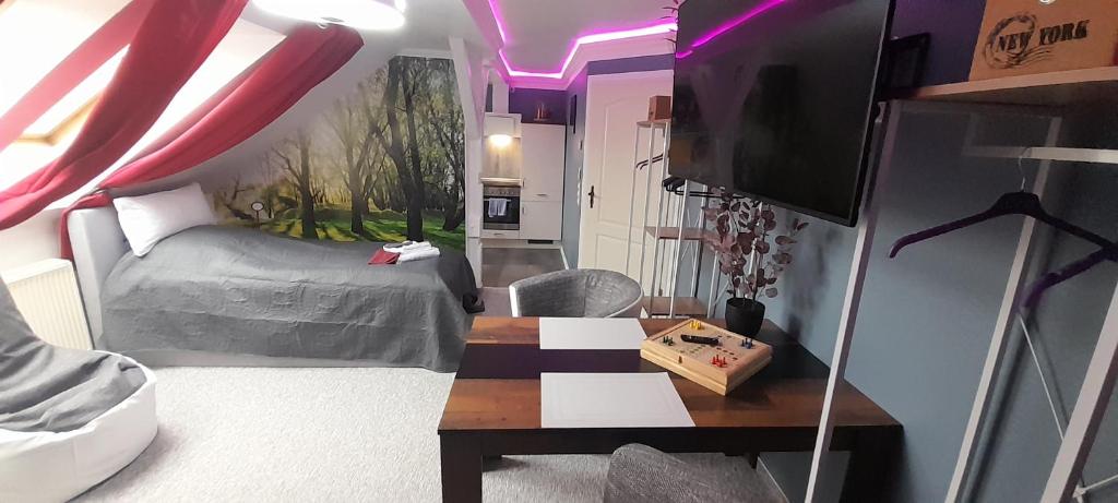 Best-Preis -VIP Lounge- mit Netflix, Self-Check-In, eBike Ladestation, Fahrradraum, WLAN und Netflix - direkt am Elberadweg im Herzen von Wittenberge photo 1