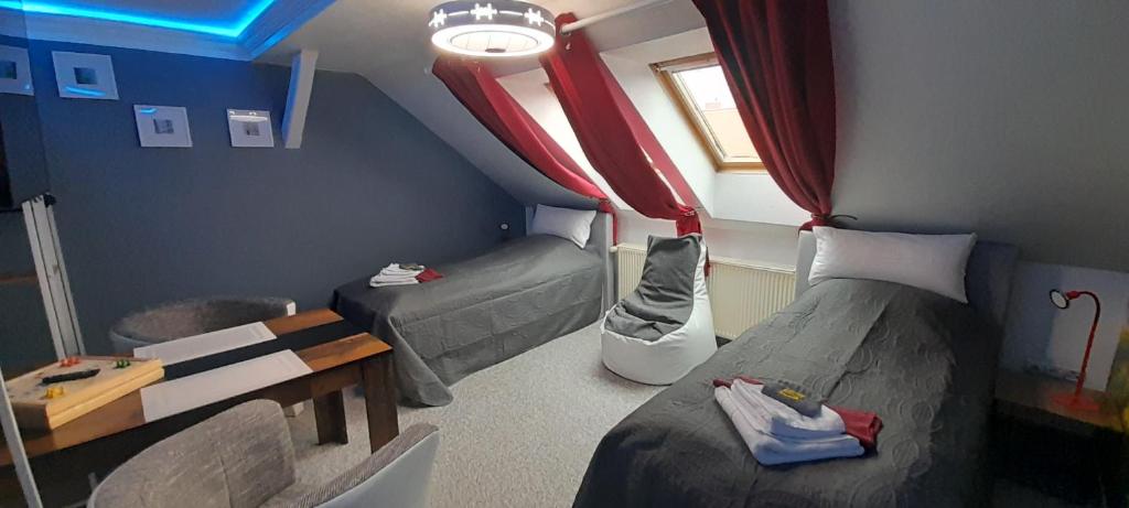 Best-Preis -VIP Lounge- mit Netflix, Self-Check-In, eBike Ladestation, Fahrradraum, WLAN und Netflix - direkt am Elberadweg im Herzen von Wittenberge photo 3