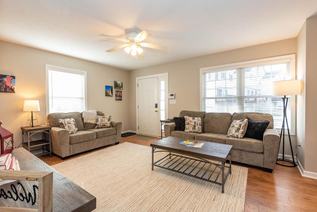 Hoosier Happiness, Too! 3 Bedroom Suites Near IU & Downtown photo 2