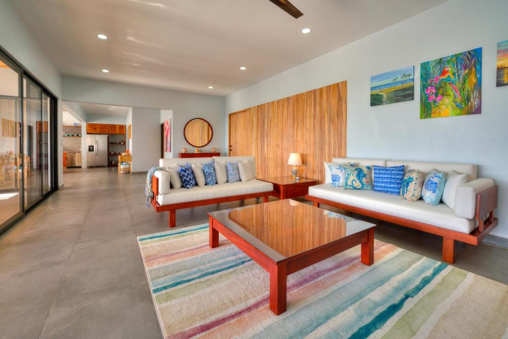 Casa Ojos Azules, Nosara. New Listing photo 2