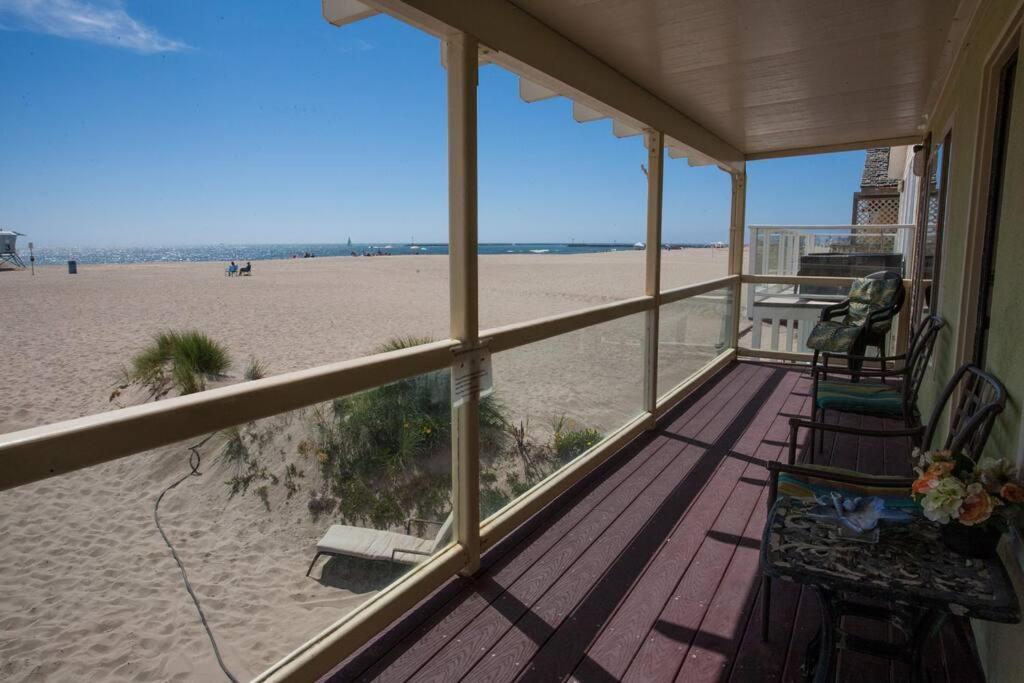 Beautiful Ocean Front Coastal Sunset Beach House photo 4