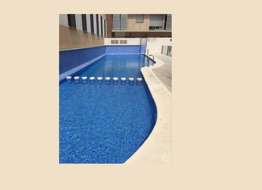 Stunning 2-Bed Apartment in Pego photo 1