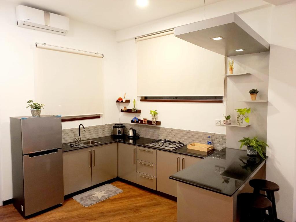 NINETY-NINE APARTMENTS photo 2