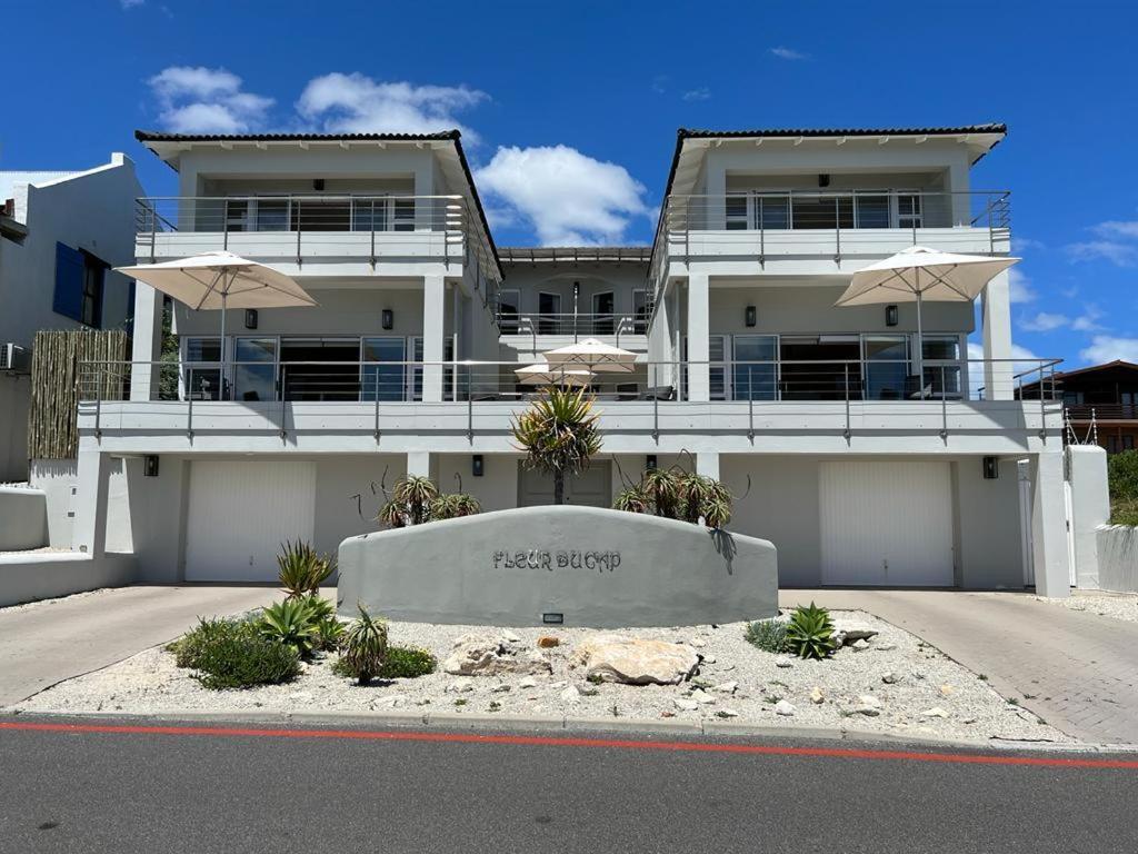 Luxurious Fleur Du Cap Seafront Villa - De Kelders photo 1