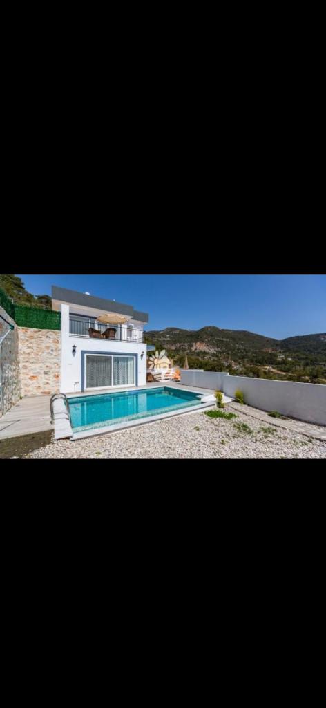 Villa kristal photo 1
